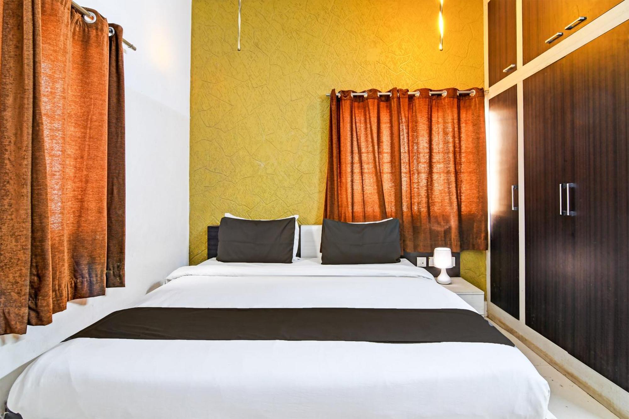 Hotel O Home Bm-X Khandagiri Exterior photo