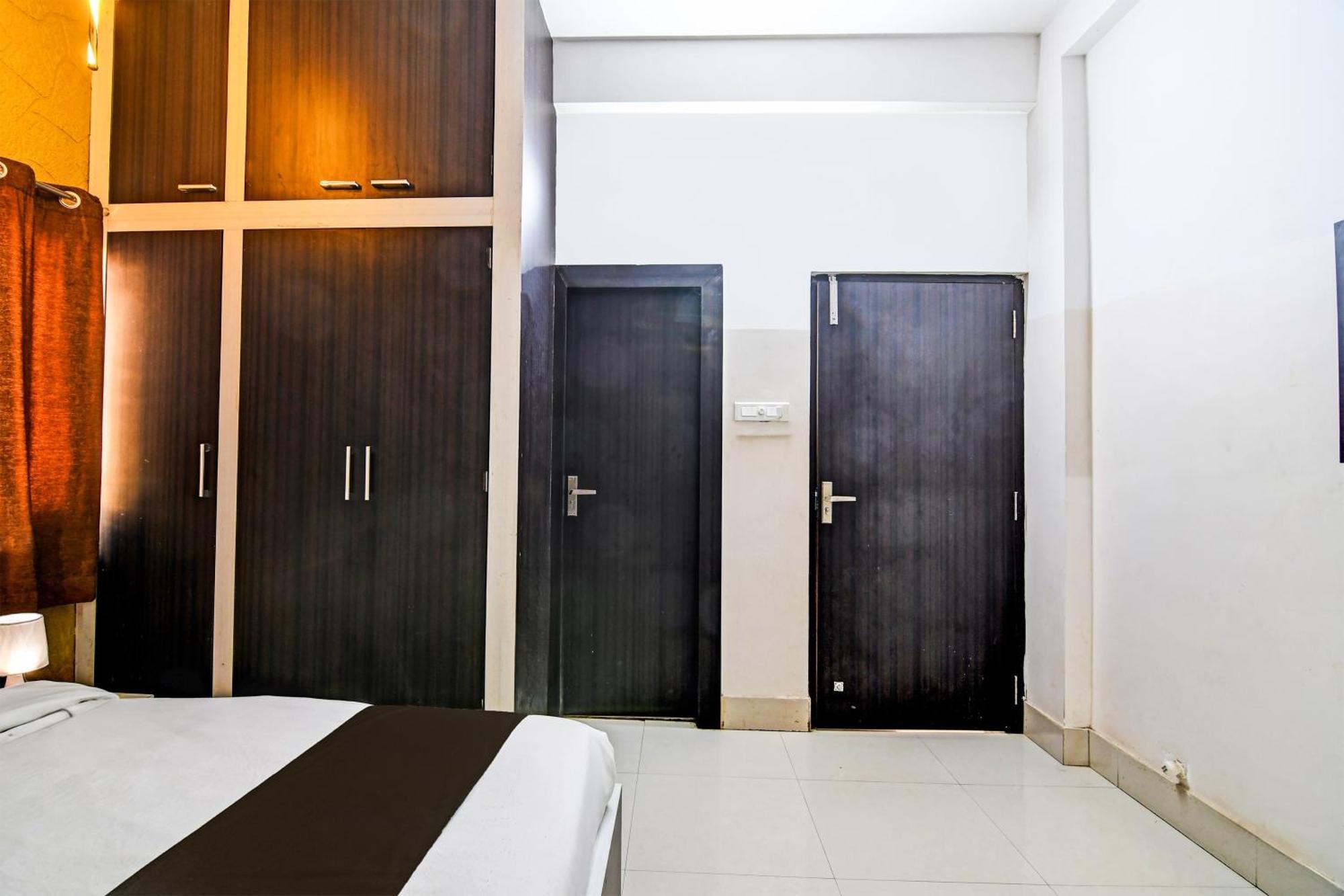 Hotel O Home Bm-X Khandagiri Exterior photo